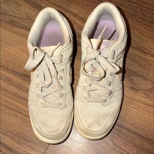 Nike Women's Beige Sneakers